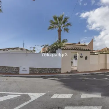 Sale of detached villa in Benalmadena Costa