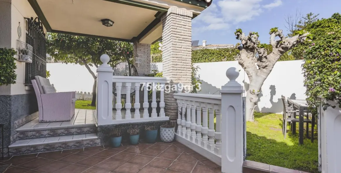 Sale of detached villa in Benalmadena Costa 19