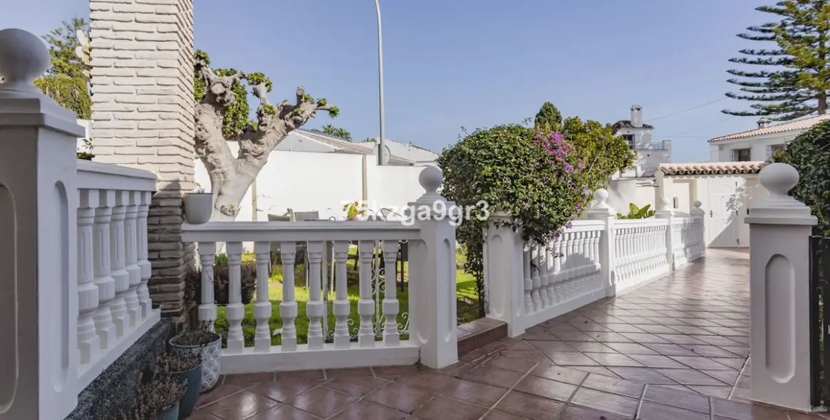 Sale of detached villa in Benalmadena Costa 20