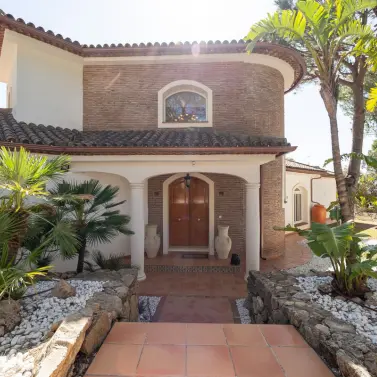 Venta de villa independiente en Valtocado