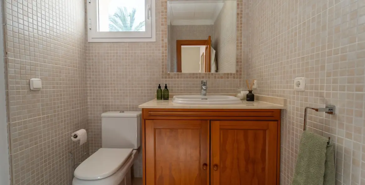 Sale of detached villa in Valtocado 57