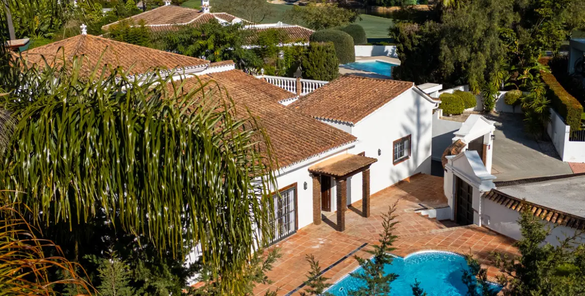 Sale of detached villa in Nueva Andalucía 29