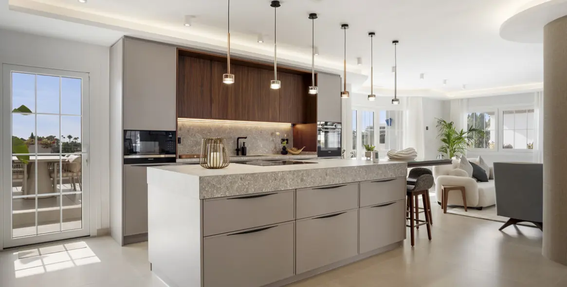 Venta de ático dúplex en Nueva Andalucía 5