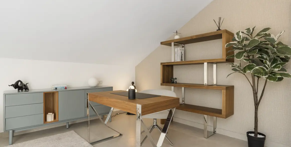 Venta de ático dúplex en Nueva Andalucía 17
