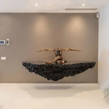 Venta de apartamento en planta media en Puerto Banús