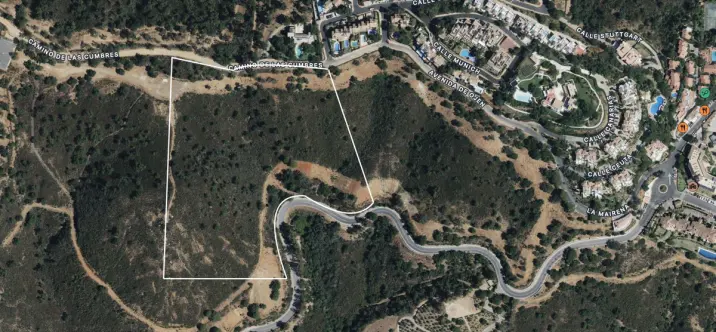 Venta de parcela residencial en La Mairena 0