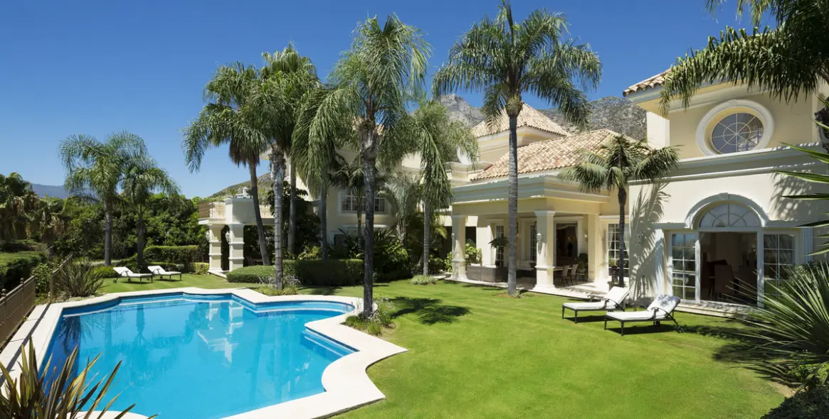 Venta de villa independiente en Sierra Blanca 4