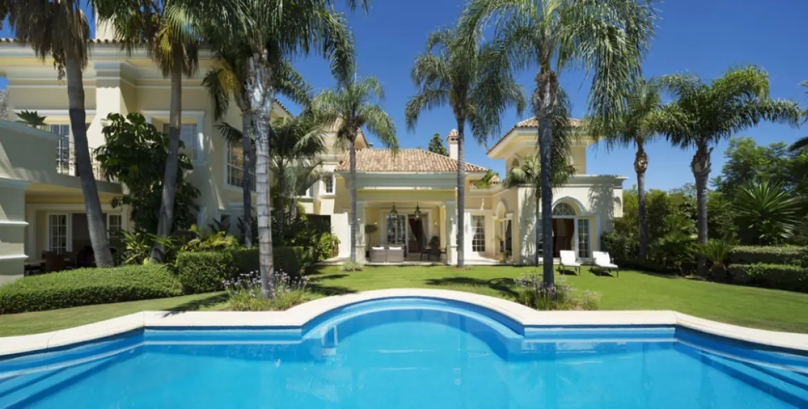 Venta de villa independiente en Sierra Blanca 6