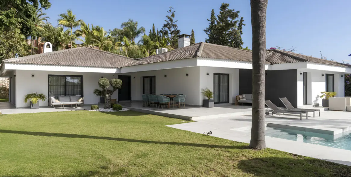 Venta de villa independiente en Marbella 2