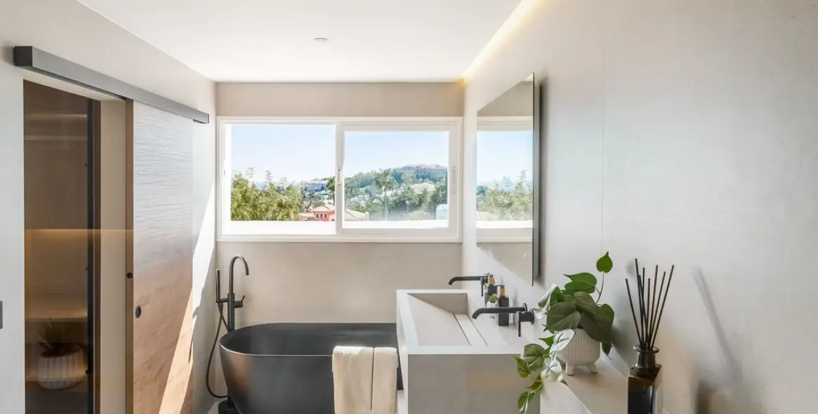 Venta de ático en La Quinta 17