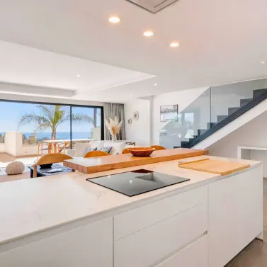 Venta de ático en Estepona