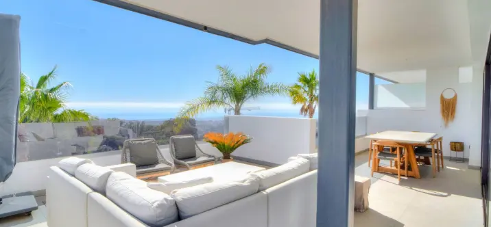 Venta de ático en Estepona 2