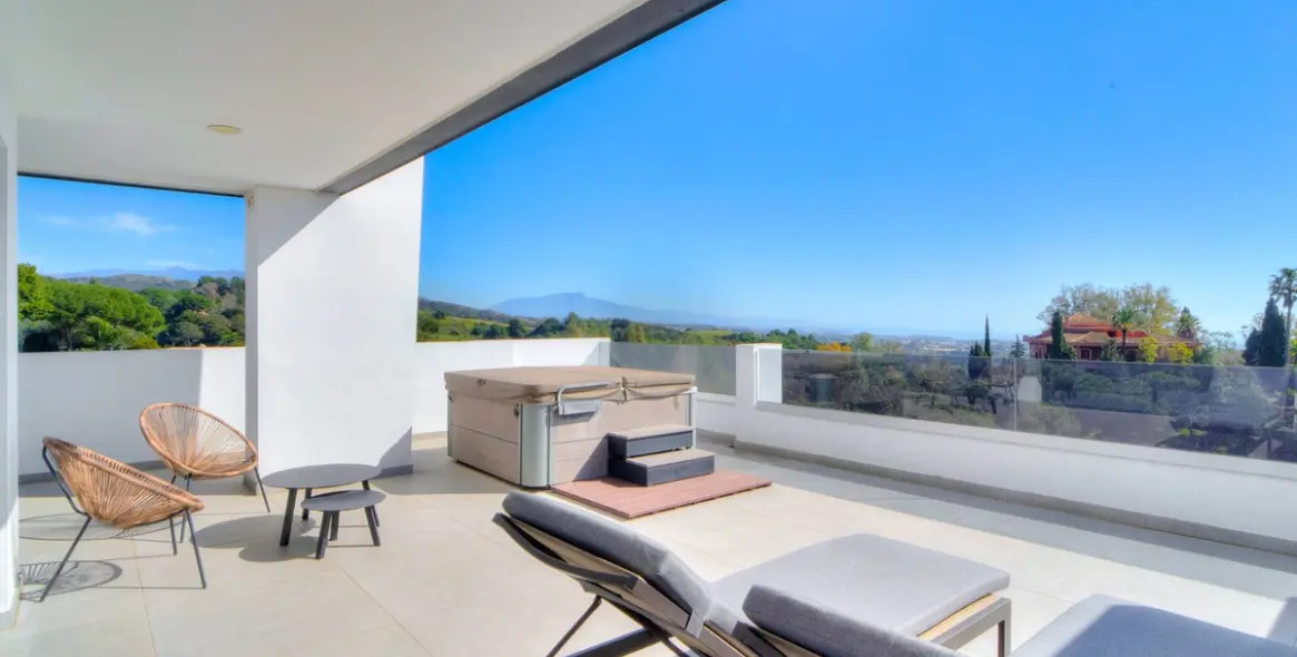 Venta de ático en Estepona 5