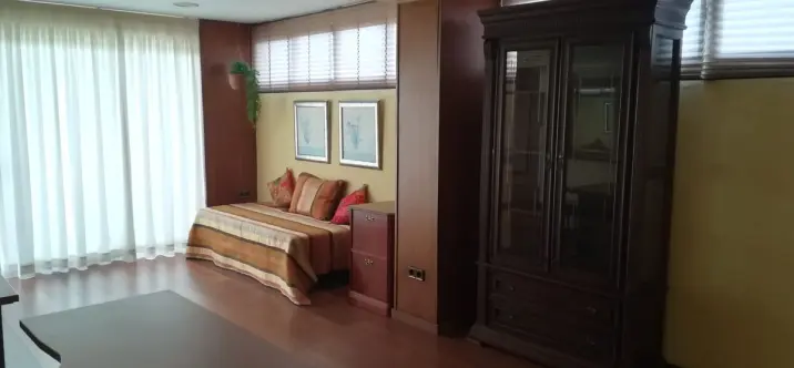 Venta de local comercial en Marbella 3