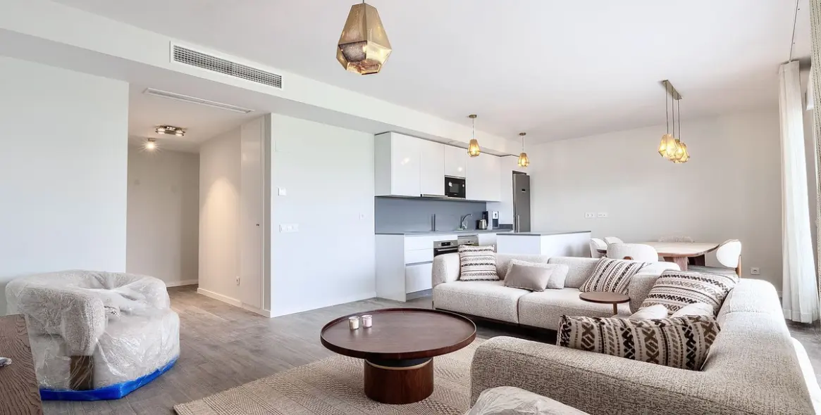 Alquiler a corto plazo de apartamento en planta baja en Cancelada 3