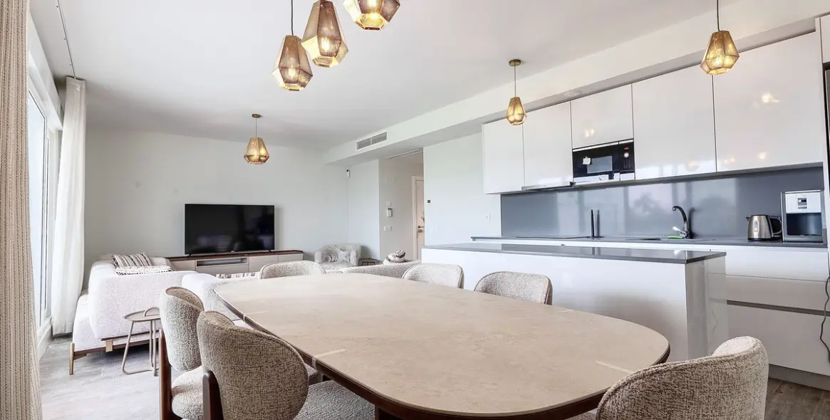 Alquiler a corto plazo de apartamento en planta baja en Cancelada 4