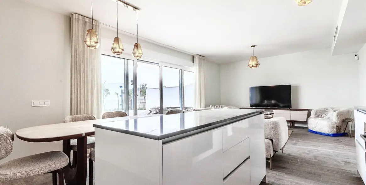 Alquiler a corto plazo de apartamento en planta baja en Cancelada 5