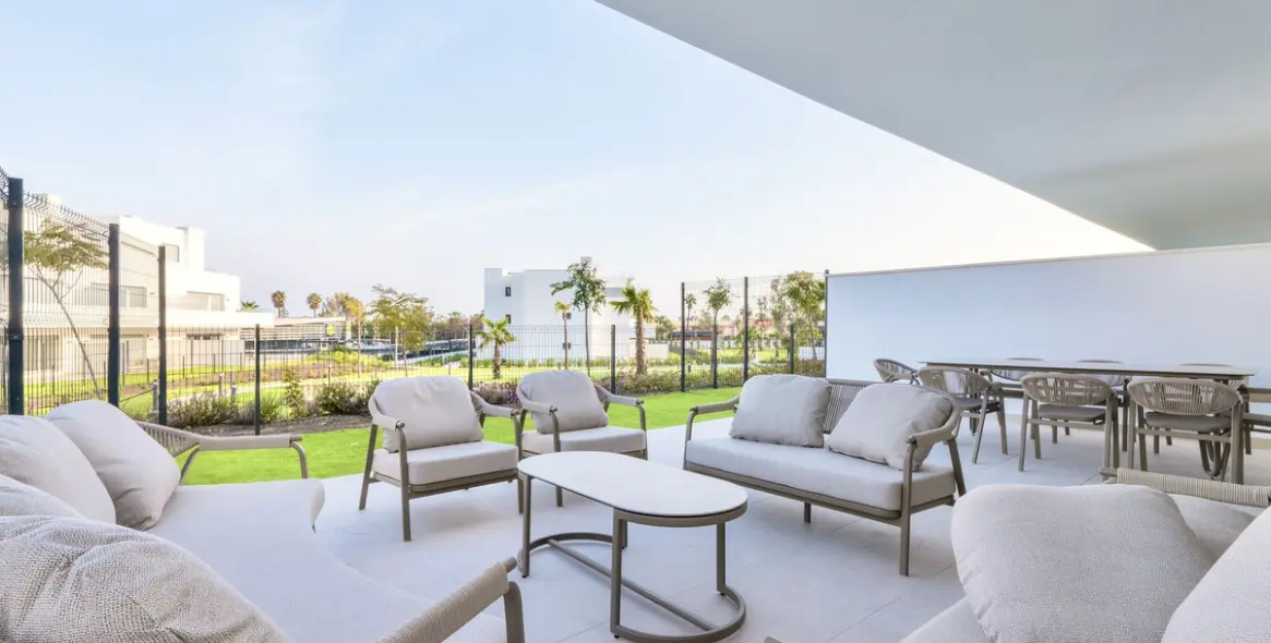 Alquiler a corto plazo de apartamento en planta baja en Cancelada 27