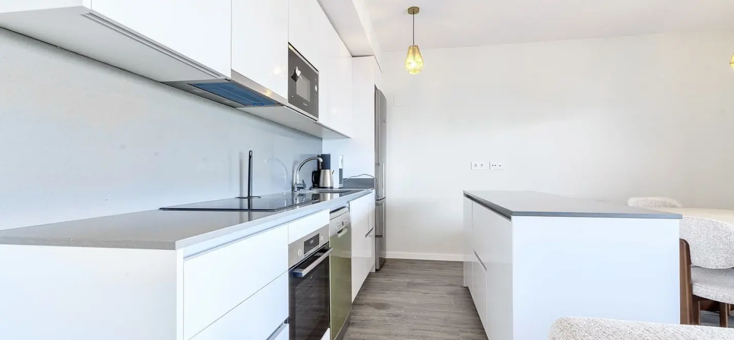Long-term rent of ground floor apartment in Cancelada 4