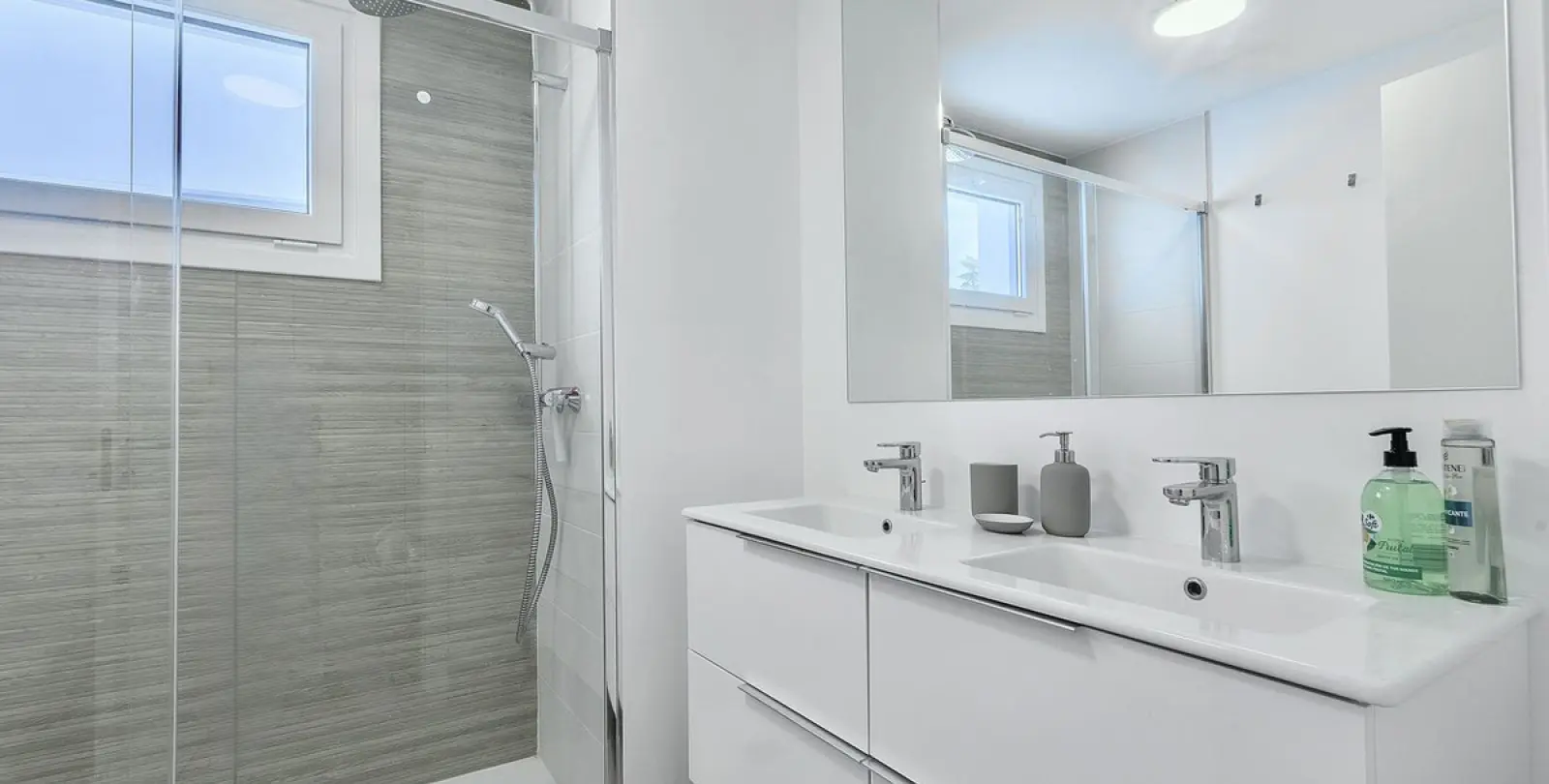 Alquiler a largo plazo de apartamento en planta baja en Cancelada 15