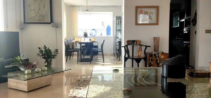 Venta de villa independiente en Estepona 1