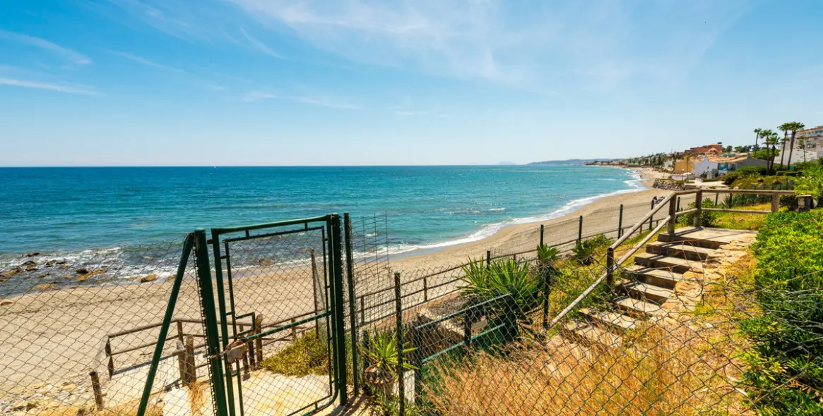 Venta de villa independiente en Estepona 19