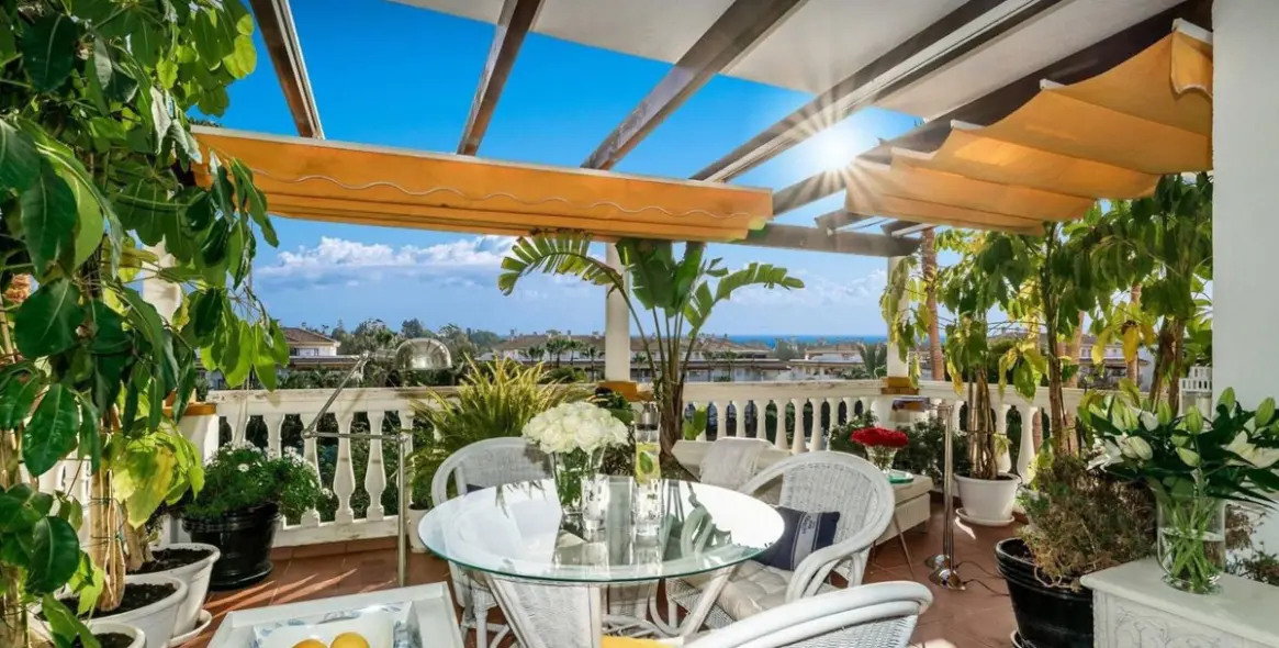 Long-term rent of middle floor apartment in Marbella 2
