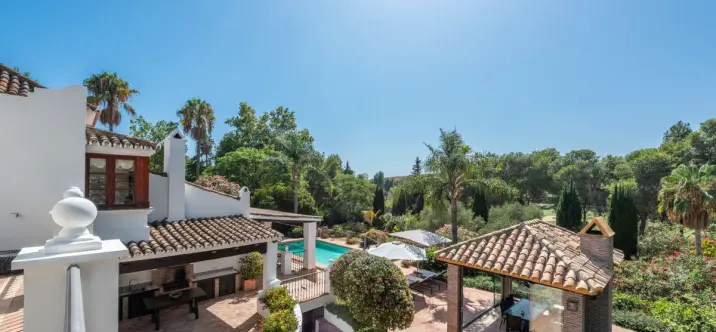 Venta de villa independiente en El Paraiso 1