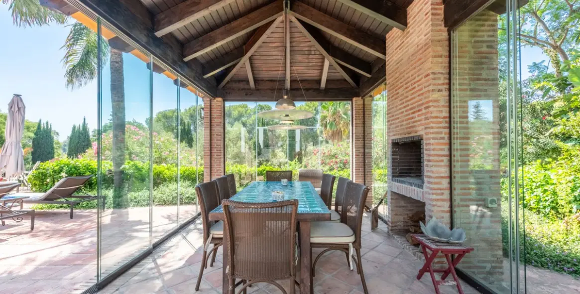 Продажа  отдельно стоящей виллы в El Paraiso 39