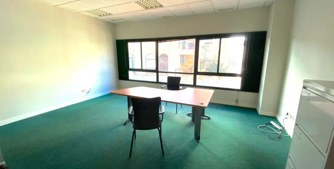 Long-term rent of office in Marbella 3
