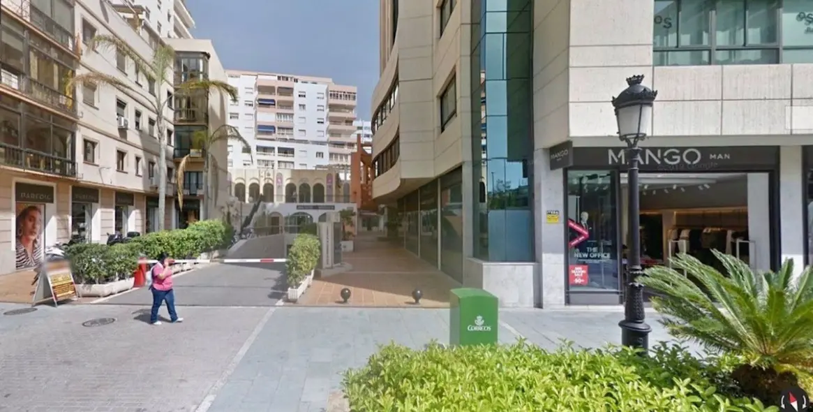 Long-term rent of office in Marbella 12