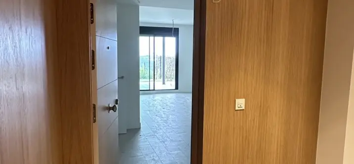 Venta de apartamento en planta baja en Casares 1