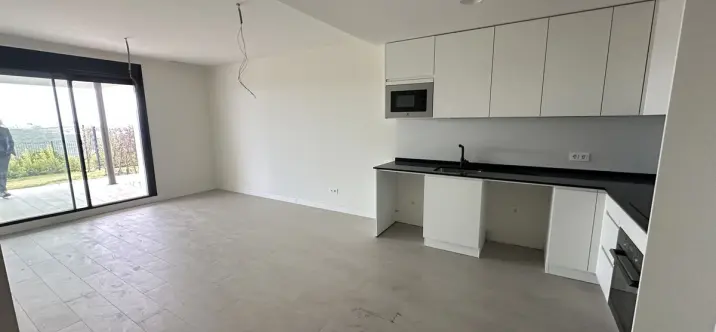 Venta de apartamento en planta baja en Casares 2