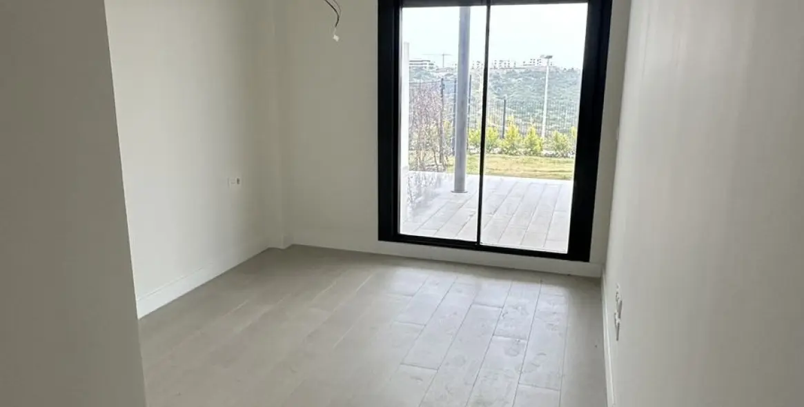 Venta de apartamento en planta baja en Casares 9