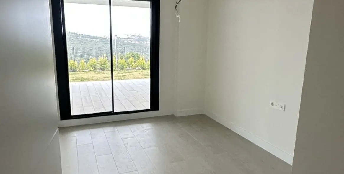 Venta de apartamento en planta baja en Casares 16