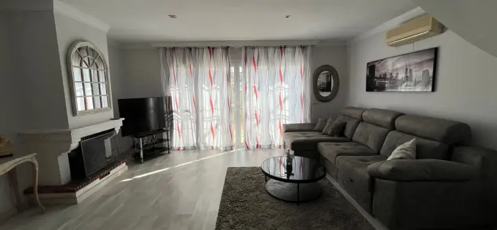 Alquiler a largo plazo de adosado en Estepona 2