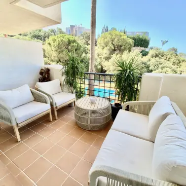 Long-term rent of ground floor apartment in Elviria