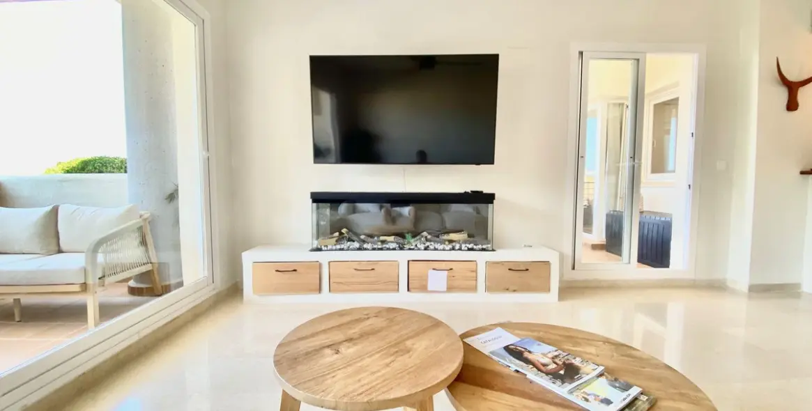 Long-term rent of ground floor apartment in Elviria 8