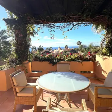 Long-term rent of penthouse in Sierra Blanca