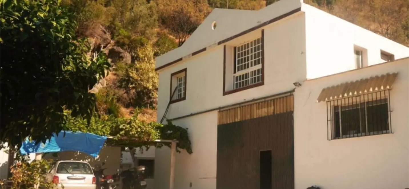 Sale of finca - cortijo in Casares 1