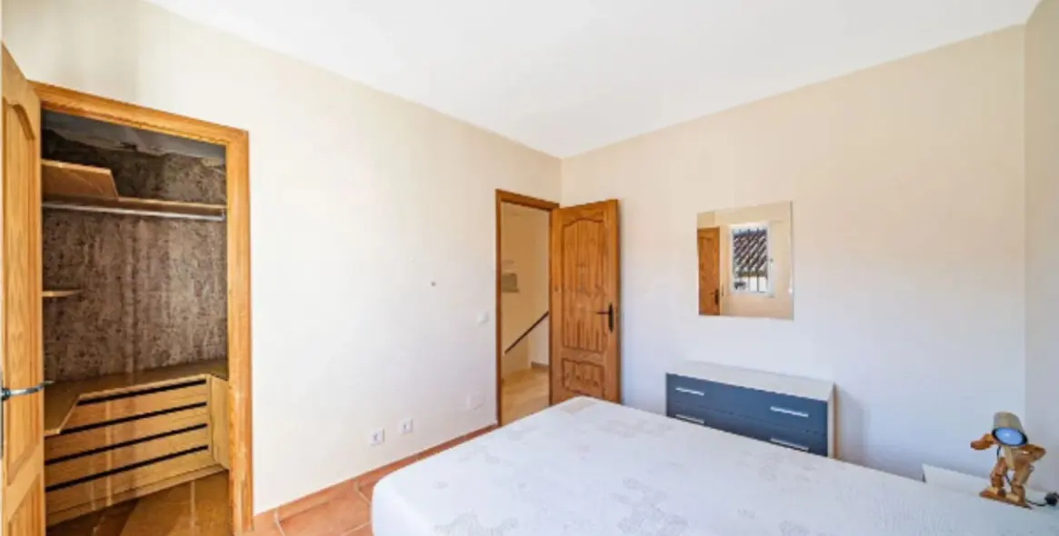 Продажа таунхауса в Estepona 13