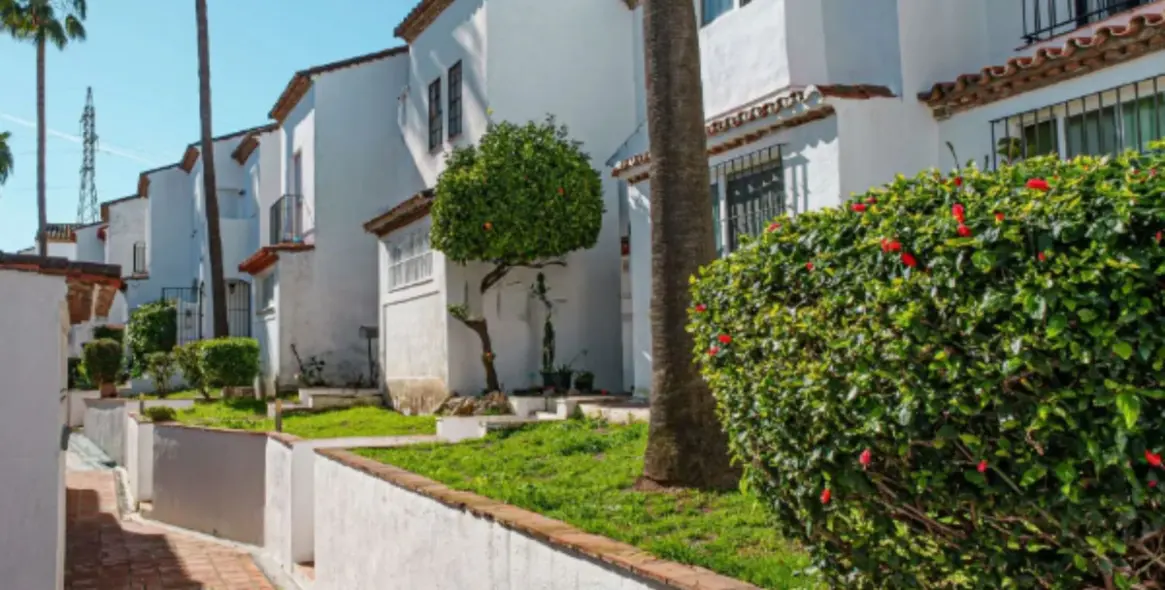 Продажа таунхауса в Estepona 18
