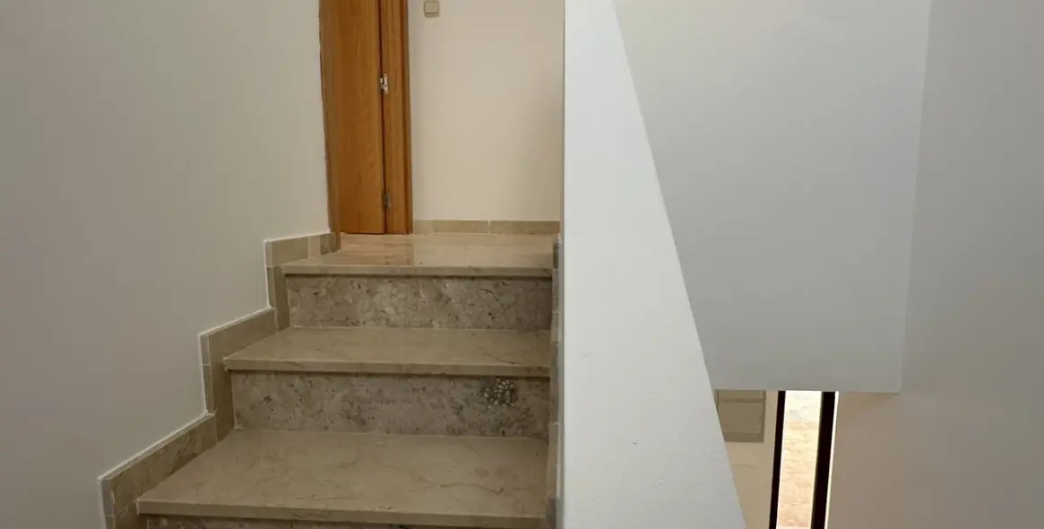 Продажа таунхауса в Doña Julia 31