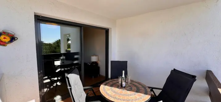 Sale of middle floor apartment in La Cala de Mijas 4