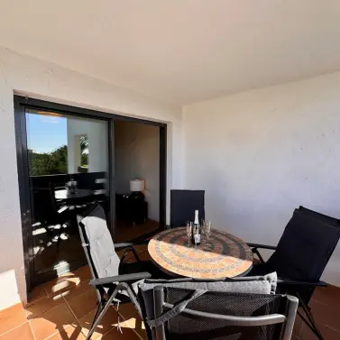 Sale of middle floor apartment in La Cala de Mijas