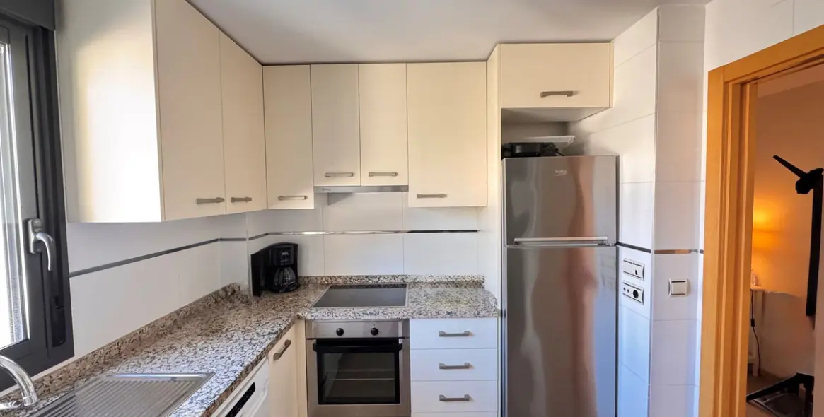 Sale of middle floor apartment in La Cala de Mijas 10