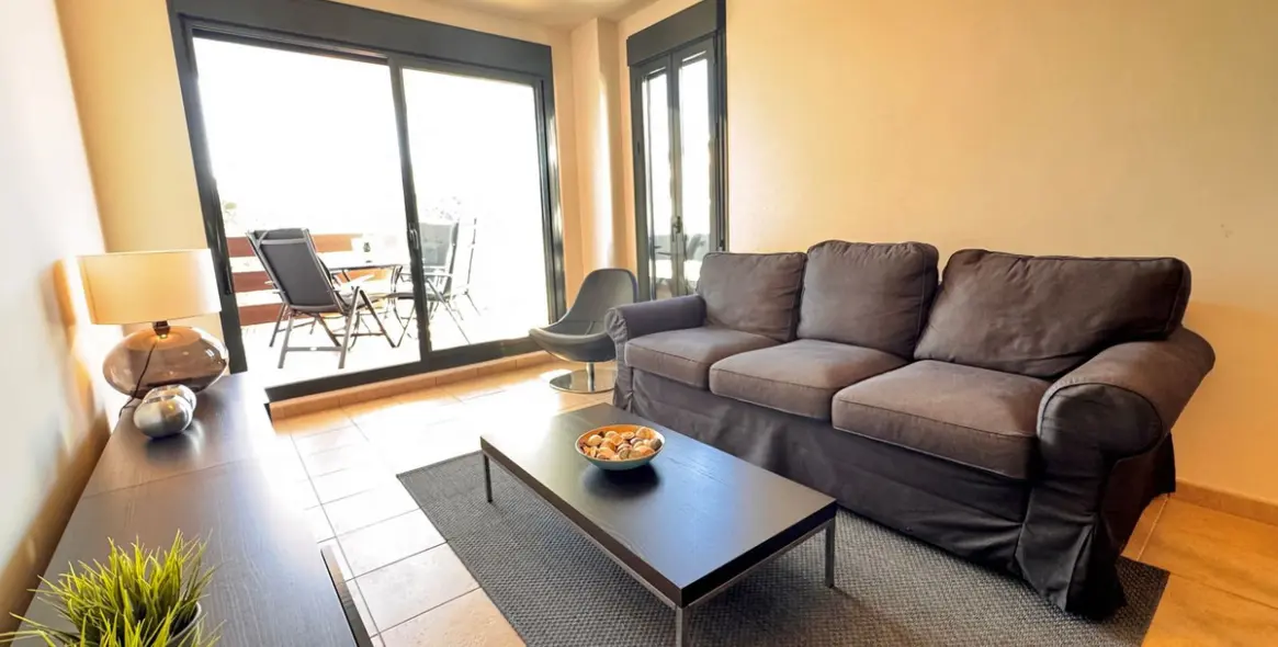 Sale of middle floor apartment in La Cala de Mijas 16