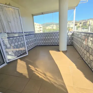 Sale of middle floor apartment in El Pinillo