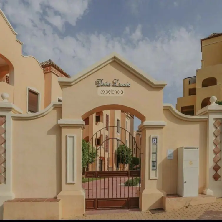 Sale of penthouse in Valle Romano