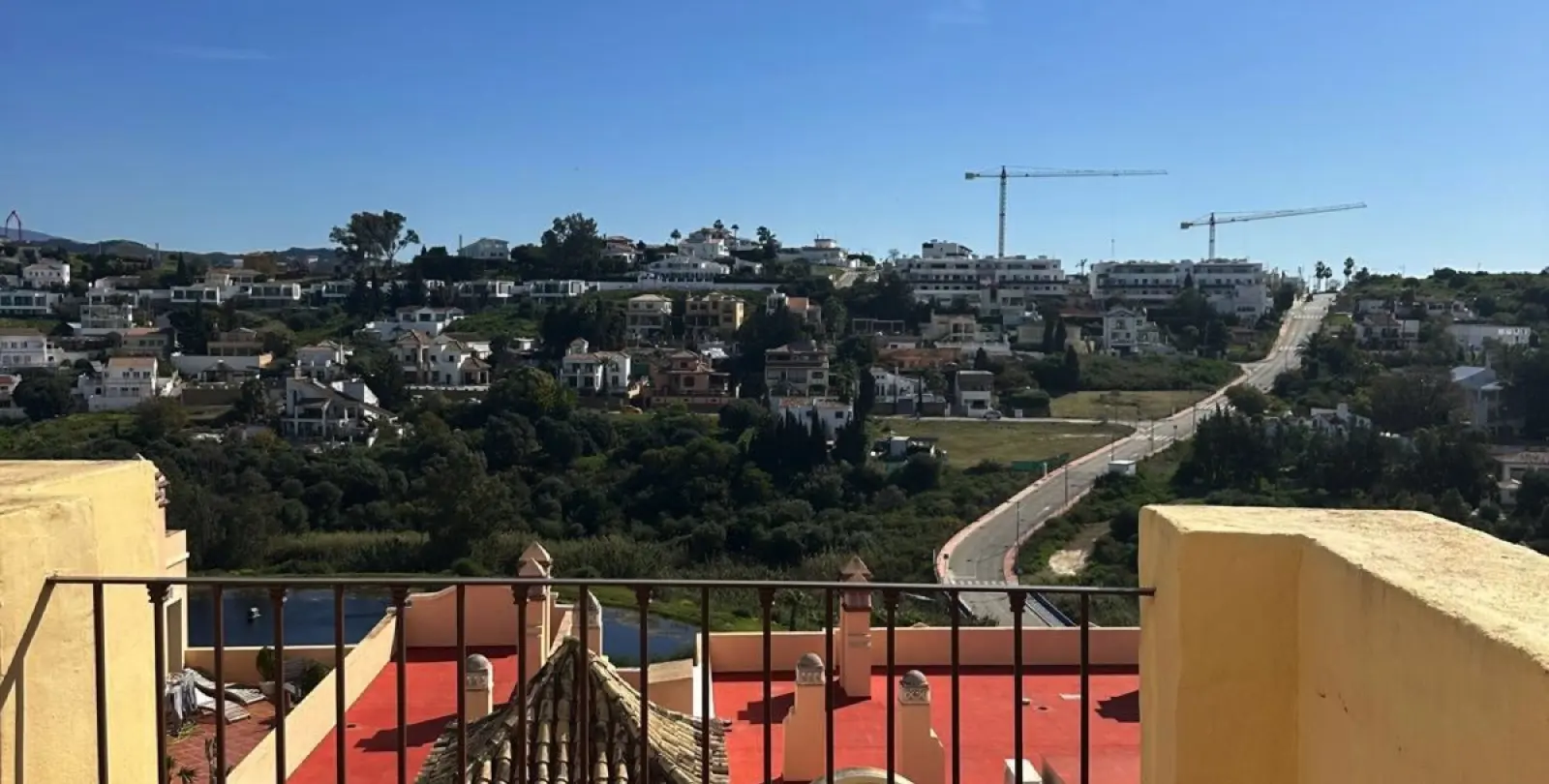 Sale of penthouse in Valle Romano 5